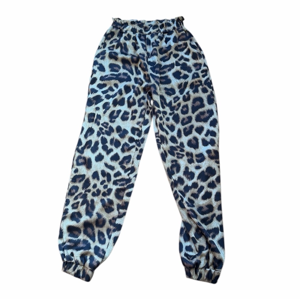 Leopard Print Women's Cropped Pants